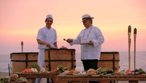 GRECOTEL Creta Palace Open Air Küche mit tollem Blick auf das Meer und den Sonnenuntergang
