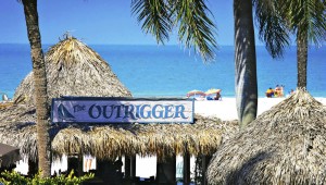 Rundreise Florida The Outrigger Beach Resort Tiki Bar am Strand