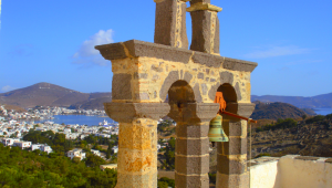 Inselhüpfen Griechenland Johanneskloster Glockenturm Patmos