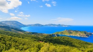 Griechenland Inselhüpfen Reise - Küste nahe Assos