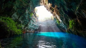 Griechenland Inselhüpfen Reise - Melissani Höhle