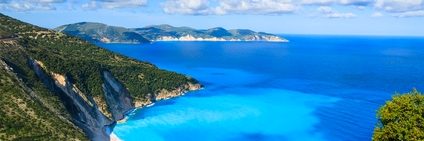 Griechenland Inselhüpfen Reise - Myrtos Beach Lefkas